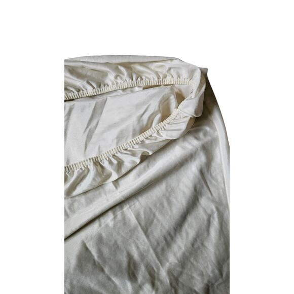 Vintage Half Slip Creme Eyelet Lace Lingerie Made in England 14" Waist - Picture 7 of 8